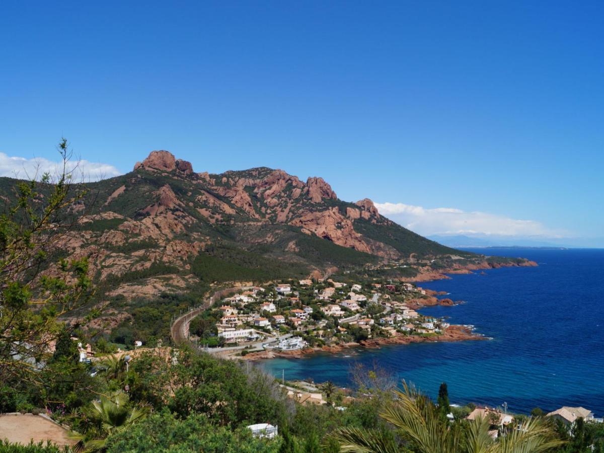 Villa In Antheor With Private Swimming Pool Saint-Raphaël Eksteriør bilde